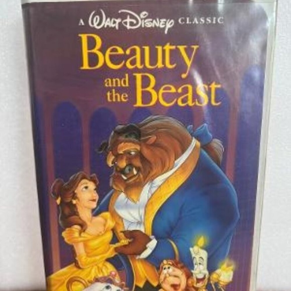 A WALT DISNEY CLASSIC BEAUTY AND THE BEAST BLACK DIAMOND EDITION VHS